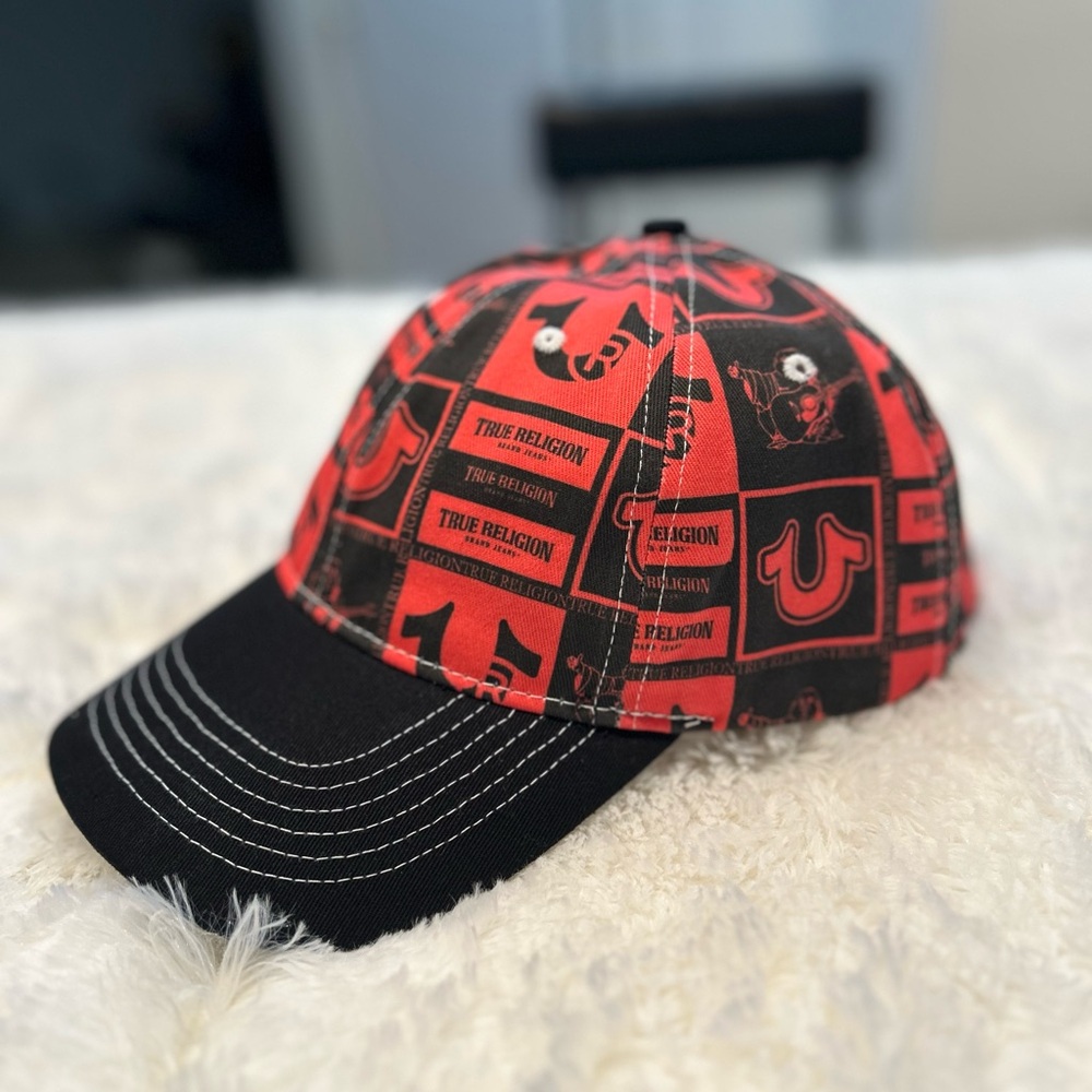 NWT True Religion Graphic Red and Black Hat